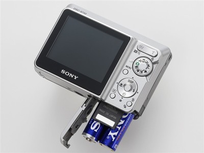 索尼S730數(shù)碼相機產(chǎn)品圖賞 - IT168數(shù)碼產(chǎn)品